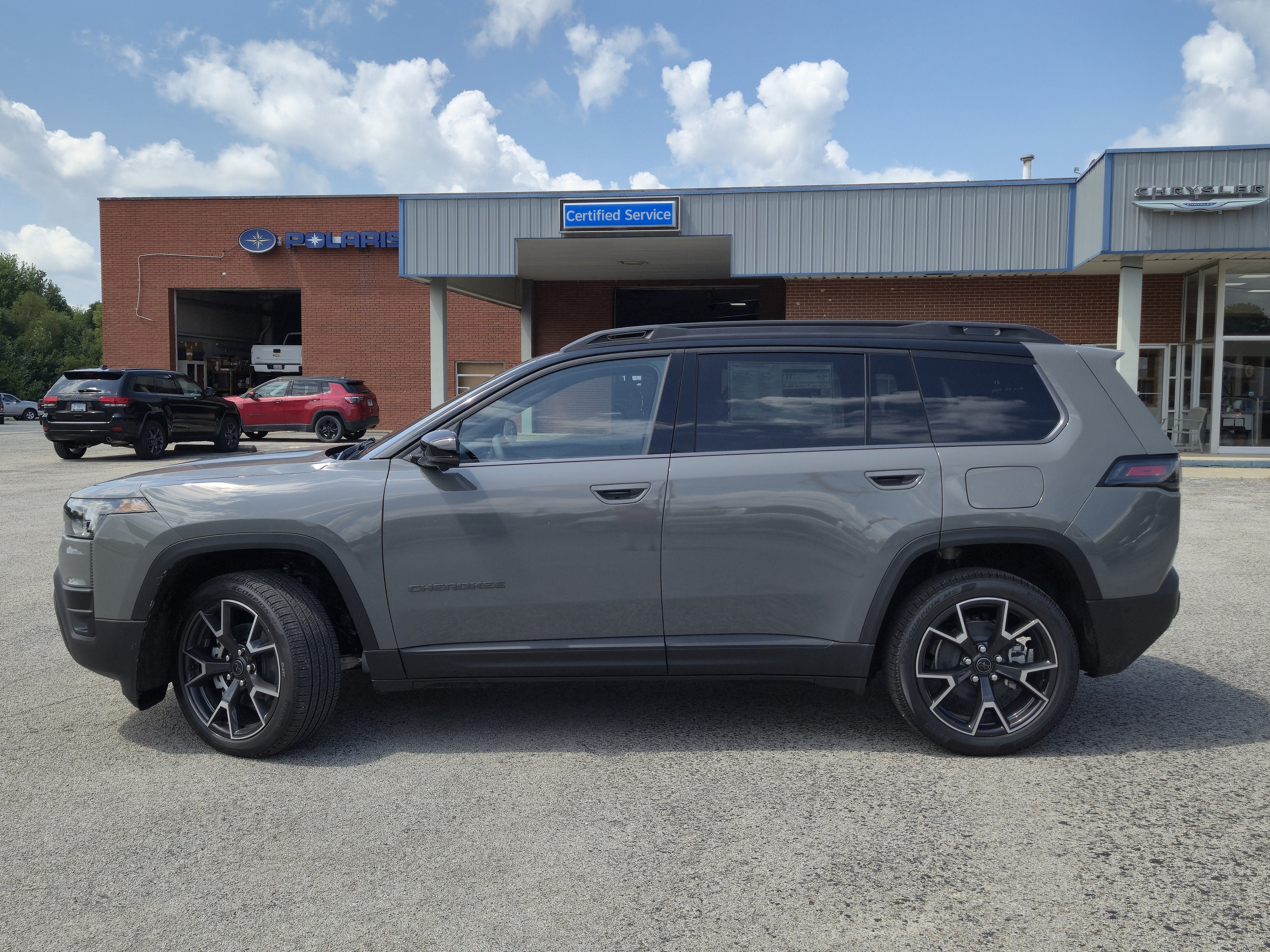 2026 Jeep Cherokee CHEROKEE OVERLAND 4X4