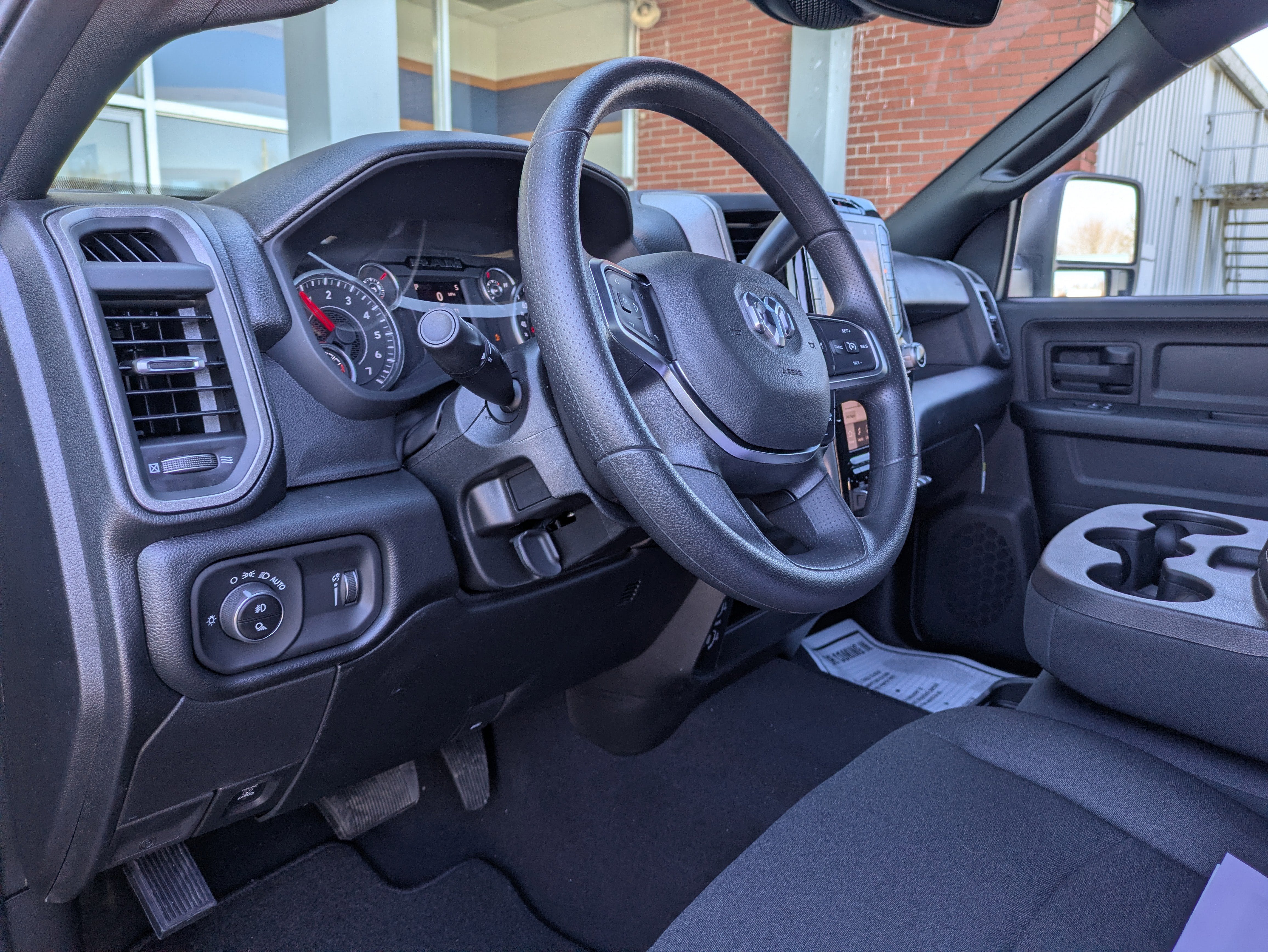 2026 RAM Ram 2500 RAM 2500 BLACK EXPRESS CREW CAB 4X4 6'4' BOX