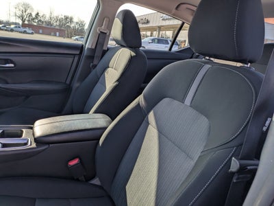 2024 Nissan Sentra SV Xtronic CVT