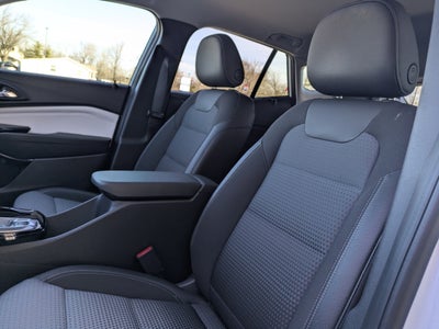 2025 Chevrolet Trax FWD LT