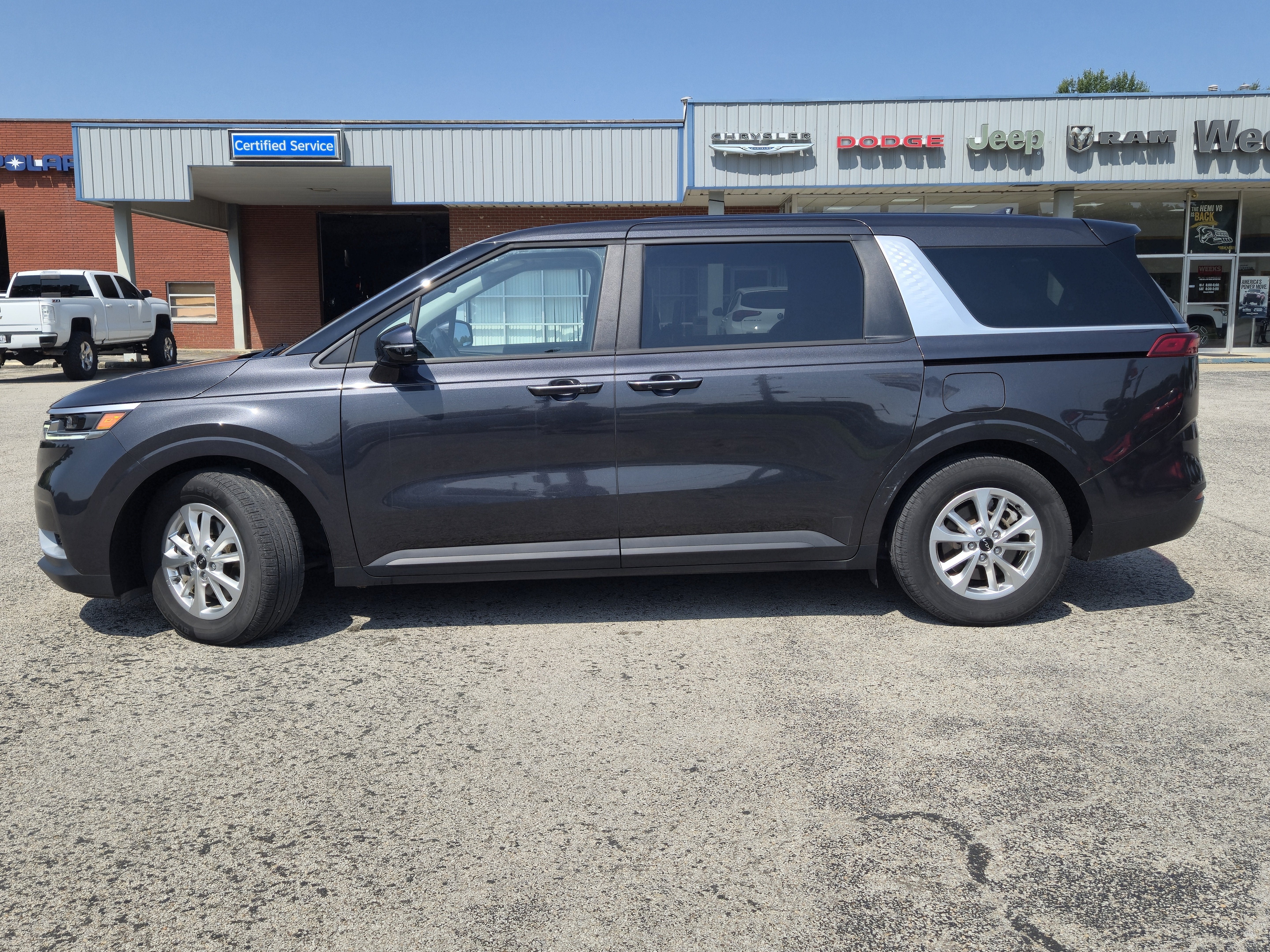 2023 Kia Carnival MPV LX Seat Package