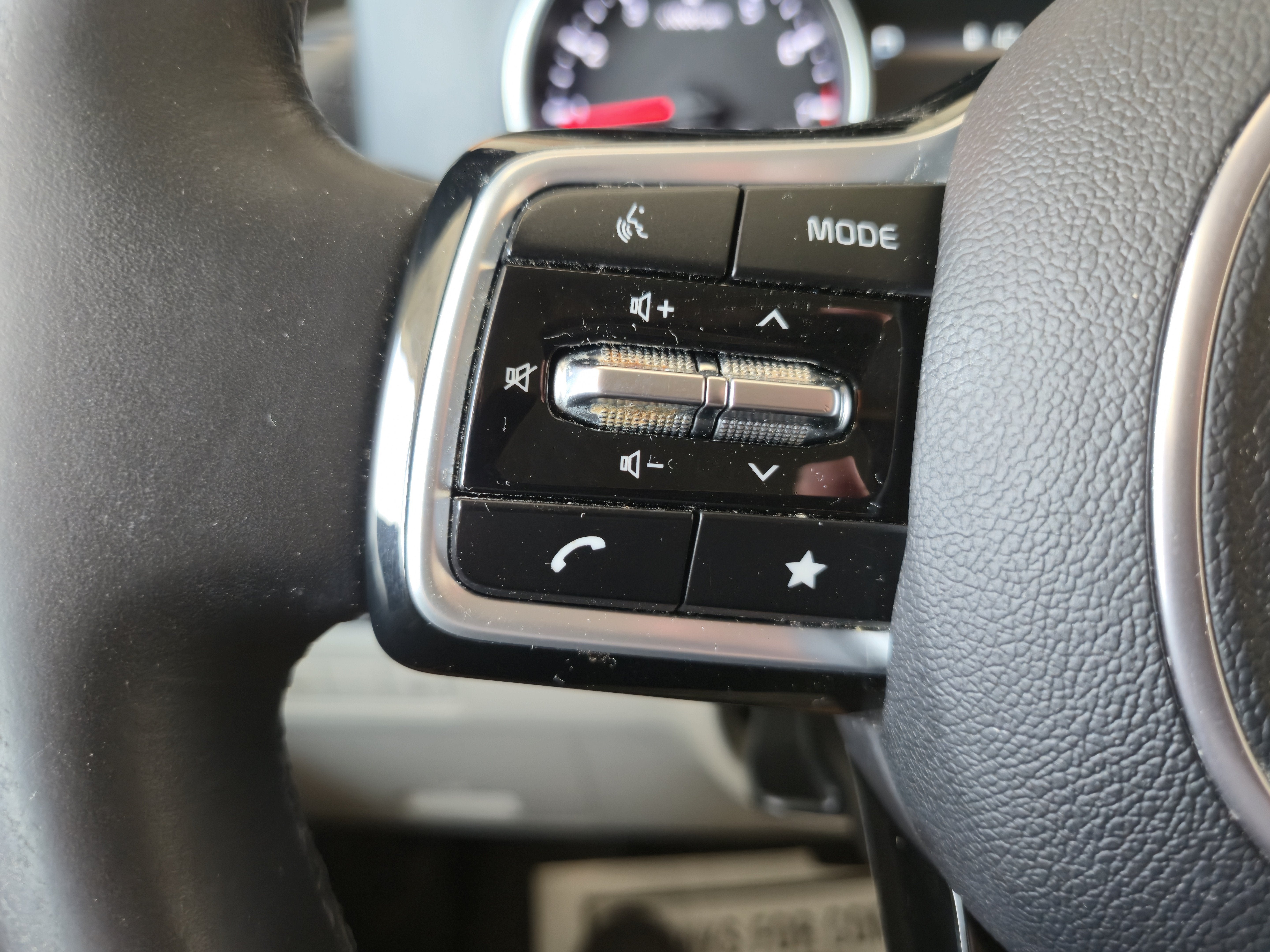 2023 Kia Carnival MPV LX Seat Package