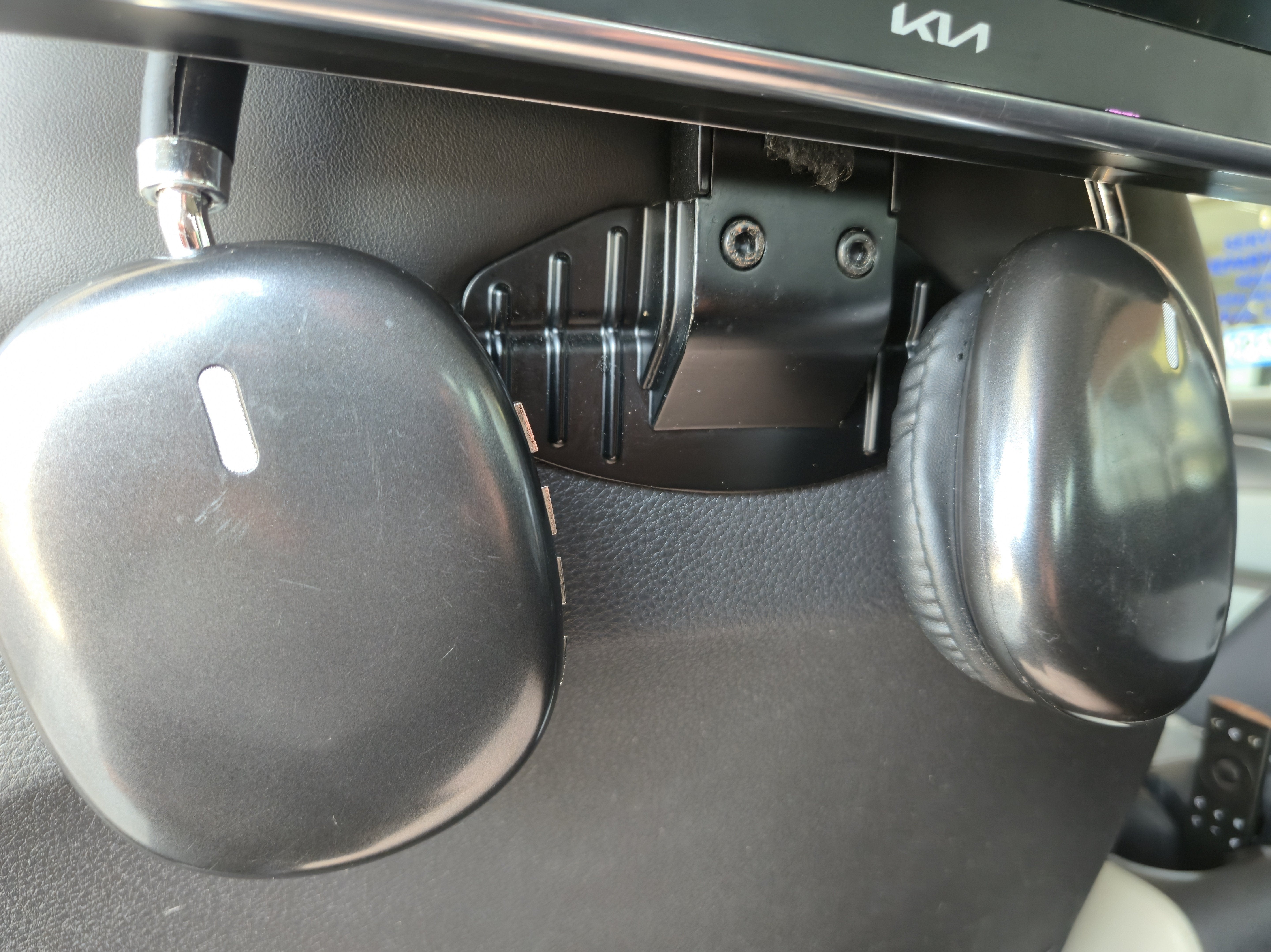 2023 Kia Carnival MPV LX Seat Package