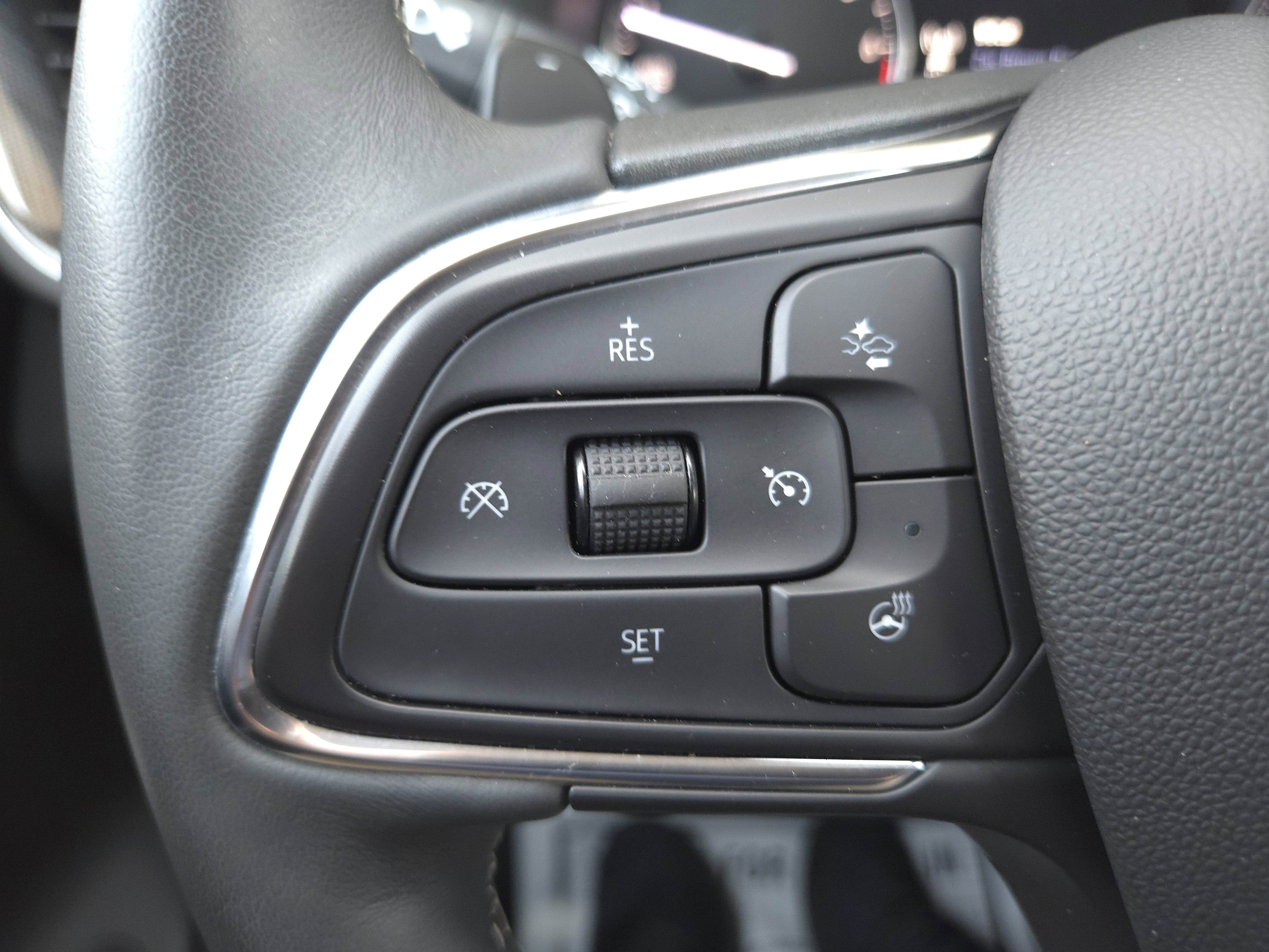 2023 Buick Envision Essence - Photo 42