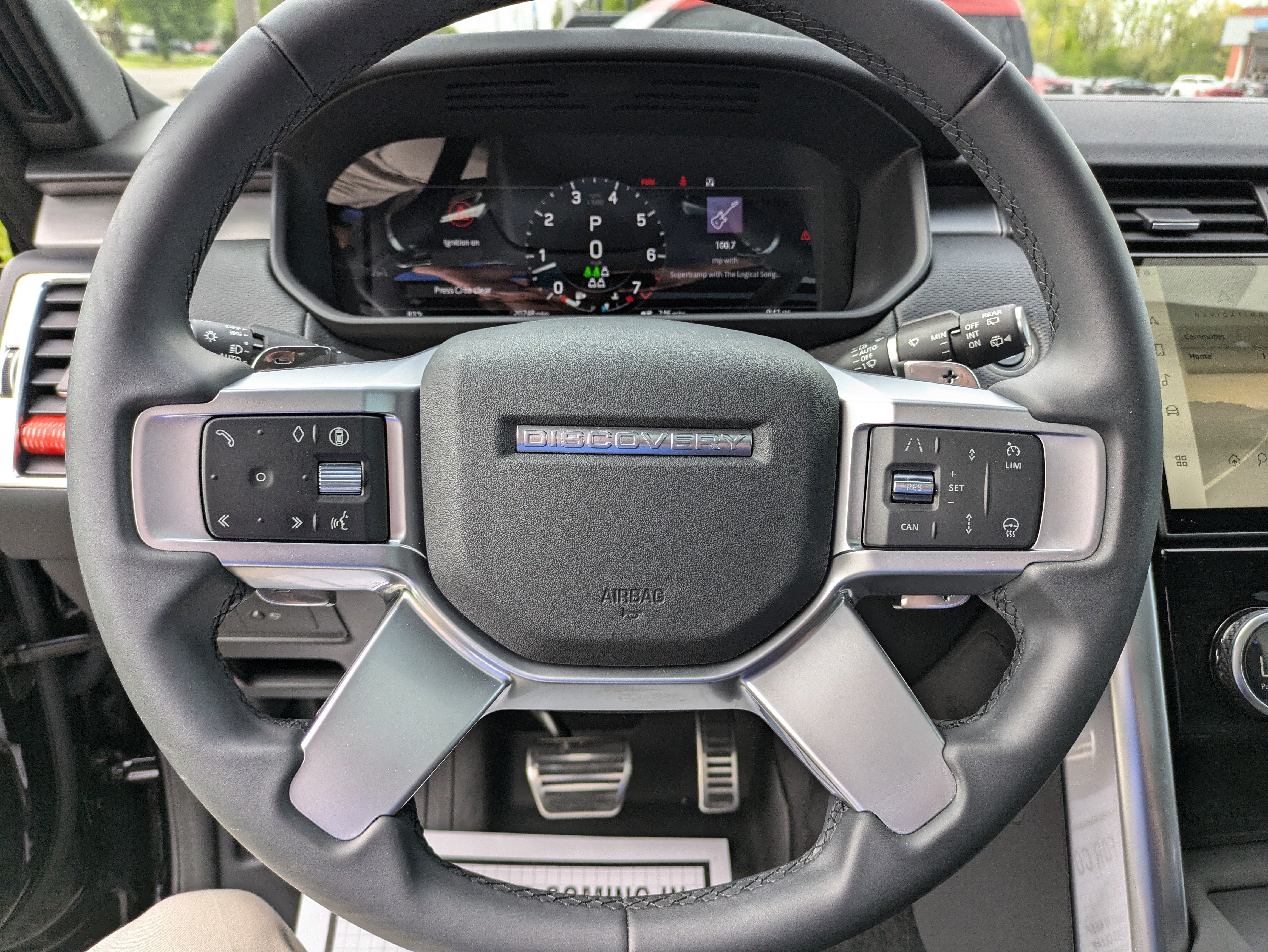 2024 Land Rover Discovery P360 Dynamic SE